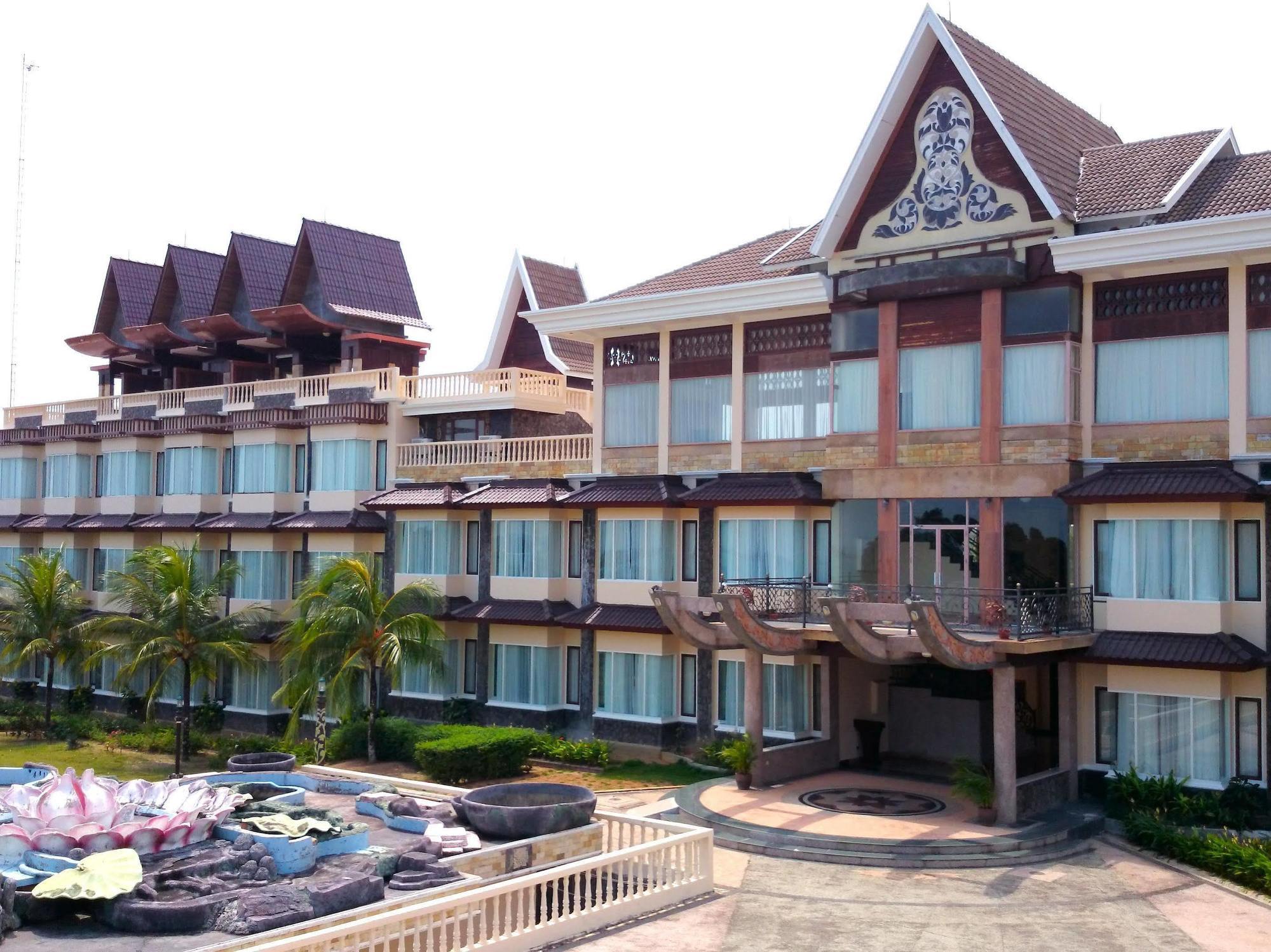 Sahid Bintan Beach Resort Телукбакау Экстерьер фото
